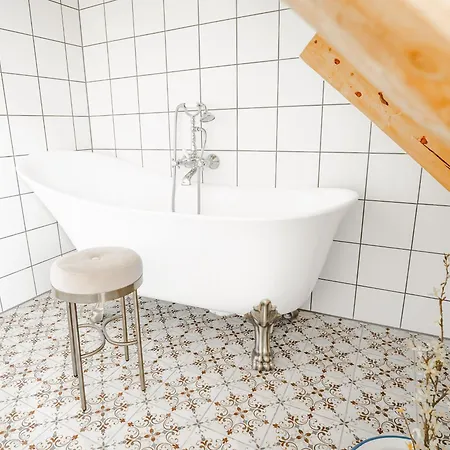 Gasthof Sakrisoy Gjestegard - Manor House In Sakrisoy - Solbakken Anno 1880 Reine