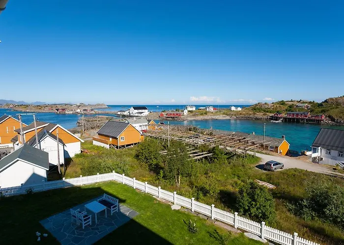 Gjestgiverier Sakrisøy Gjestegård - Solbakken Anno 1880 *